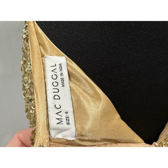 Mac Duggal 6077 Thin Strap Cut out Gown with Ombre Sequins Gold Sz 4 NEW - Picture 9 of 9